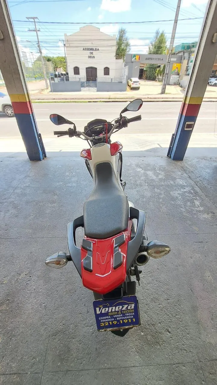 HONDA BROS 160 ESDD POR CIMA